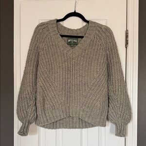 American Eagle Outfitters Knit V-Neck Sweater
